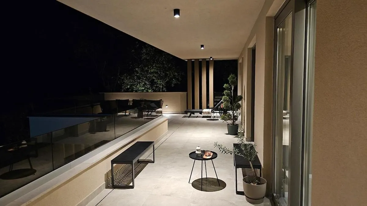 Luxury Forest Villa With Heated Pool In Istria Umag