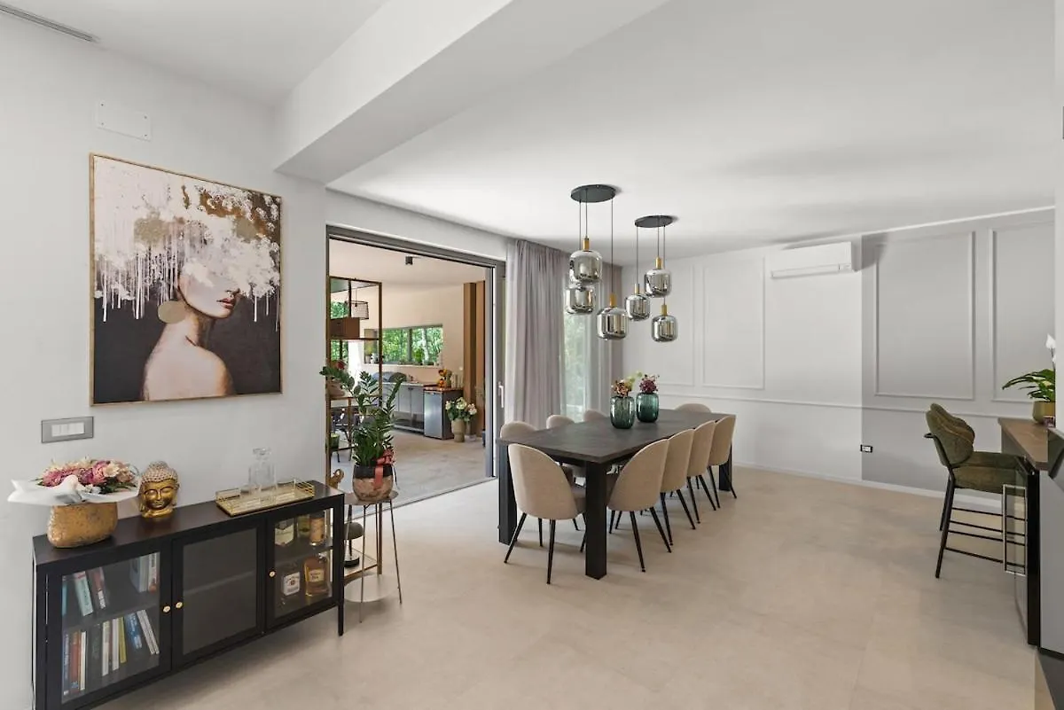 Luxury Forest Villa With Heated Pool In Istria Umag Kroatien